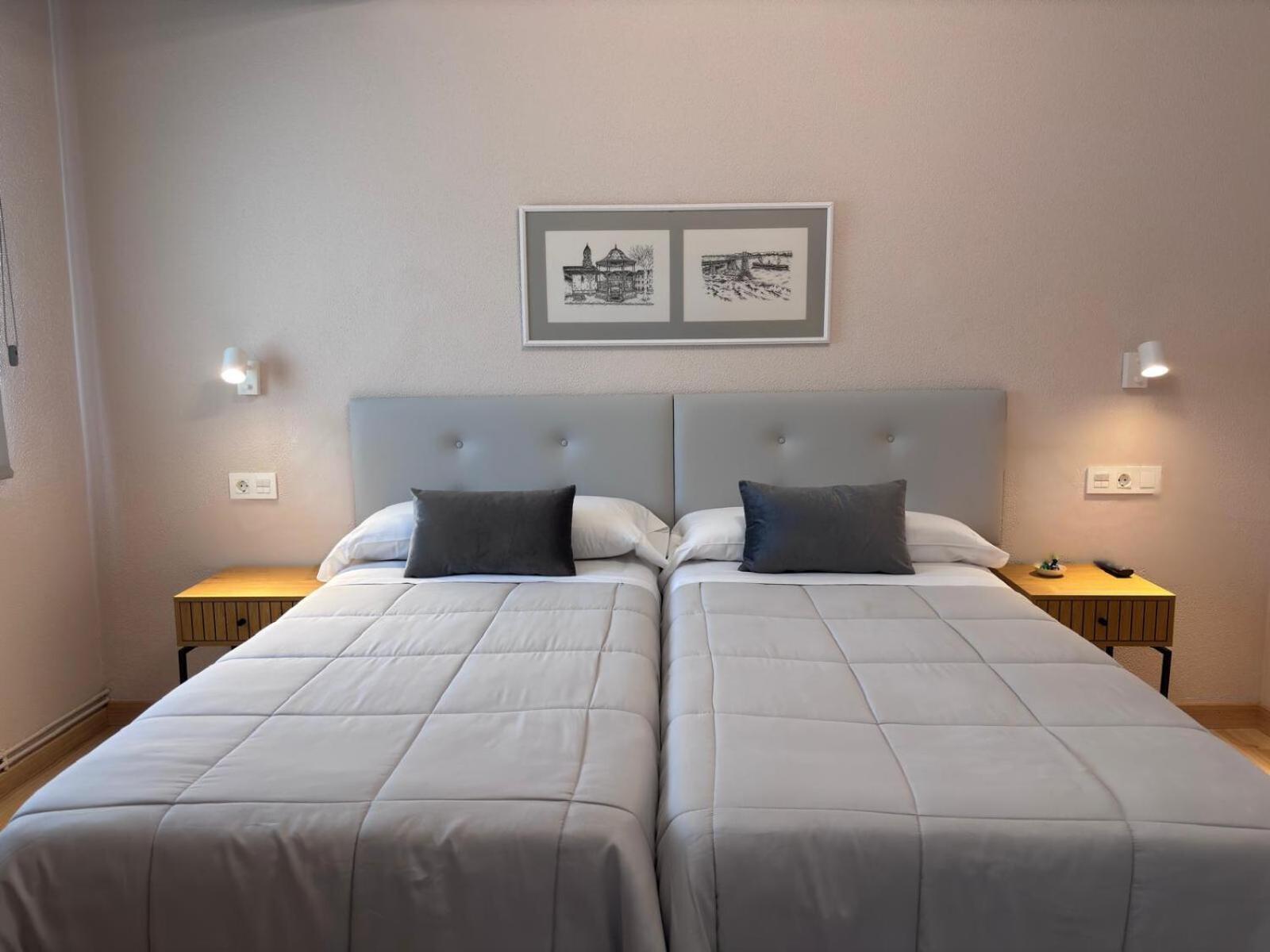 Hotel Ros Mary Ribadeo Exterior foto